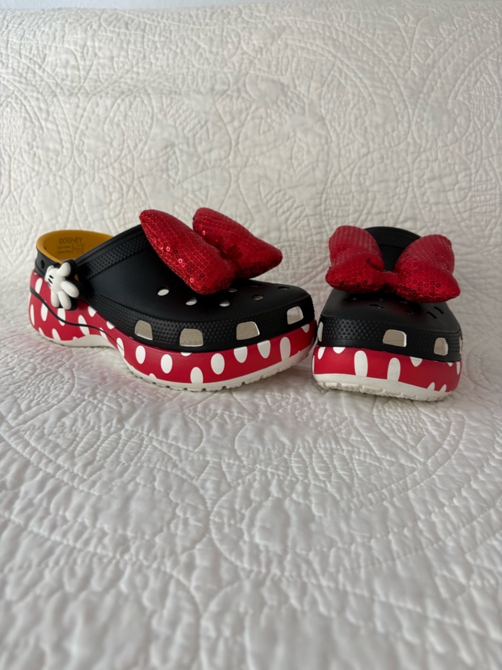 Crocs Disney Minnie Mouse Platform Clogs Women’s Size 8 ❤️ Polka Dot Bow
